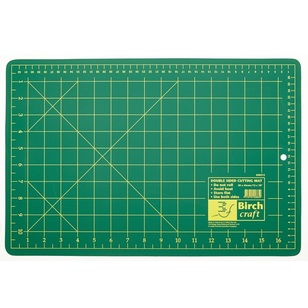 Birch Double-Sided Small Cutting Mat Green 28 x 43 cm