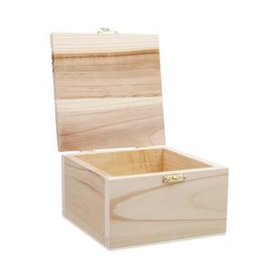 Shamrock Craft Box With Catch Natural