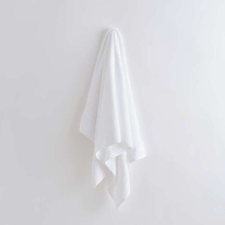 KOO Elite Luxury Comfort Towel Collection White