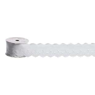 Birch BTS Cambric Lace # 11 White 46 mm x 2.56 m