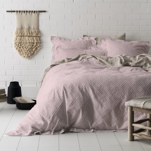Dri Glo Tallow Fringe Quilt Cover Set Pink
