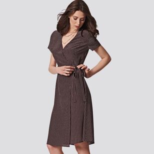 Simplicity Pattern S8735 Misses'/Miss Petite Wrap Dress