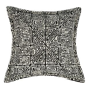 Logan & Mason Home Mercer Chenille Cushion Black 50 x 50 cm