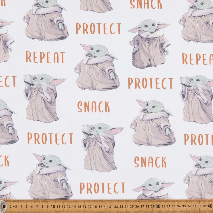 Starwars Baby Yoda Protect Snack Repeat 150 cm Decorator Fabric