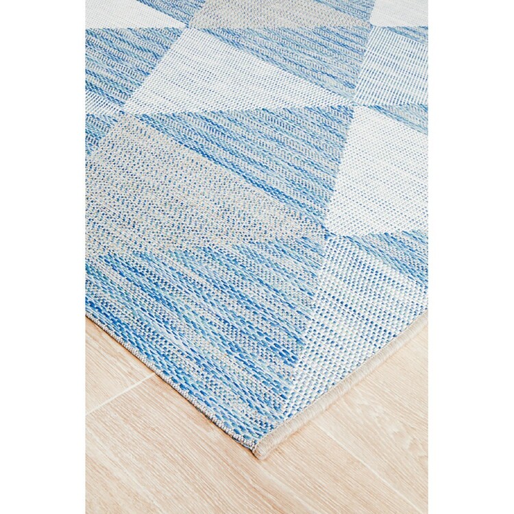 Rug Culture Indoor/Outdoor Triangle Rug Blue & White 230 x 160 cm