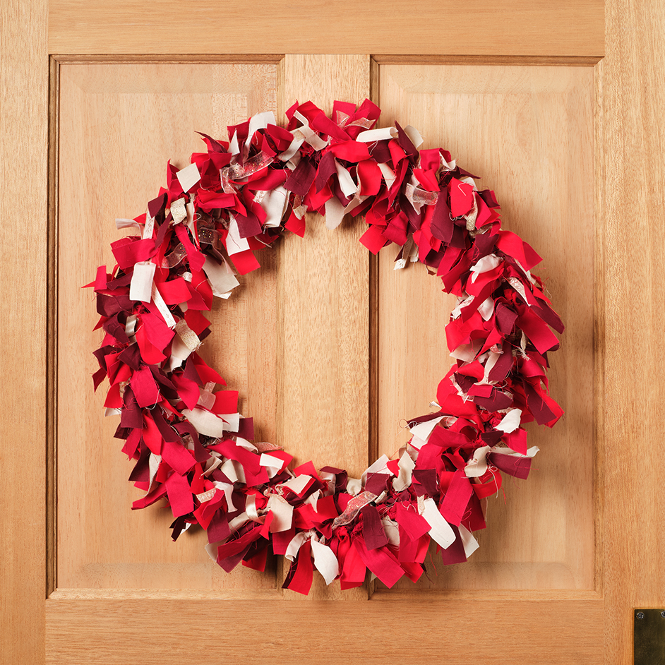 Yuletide Rag Broadcloth Christmas Rag Wreath Project | Spotlight Australia