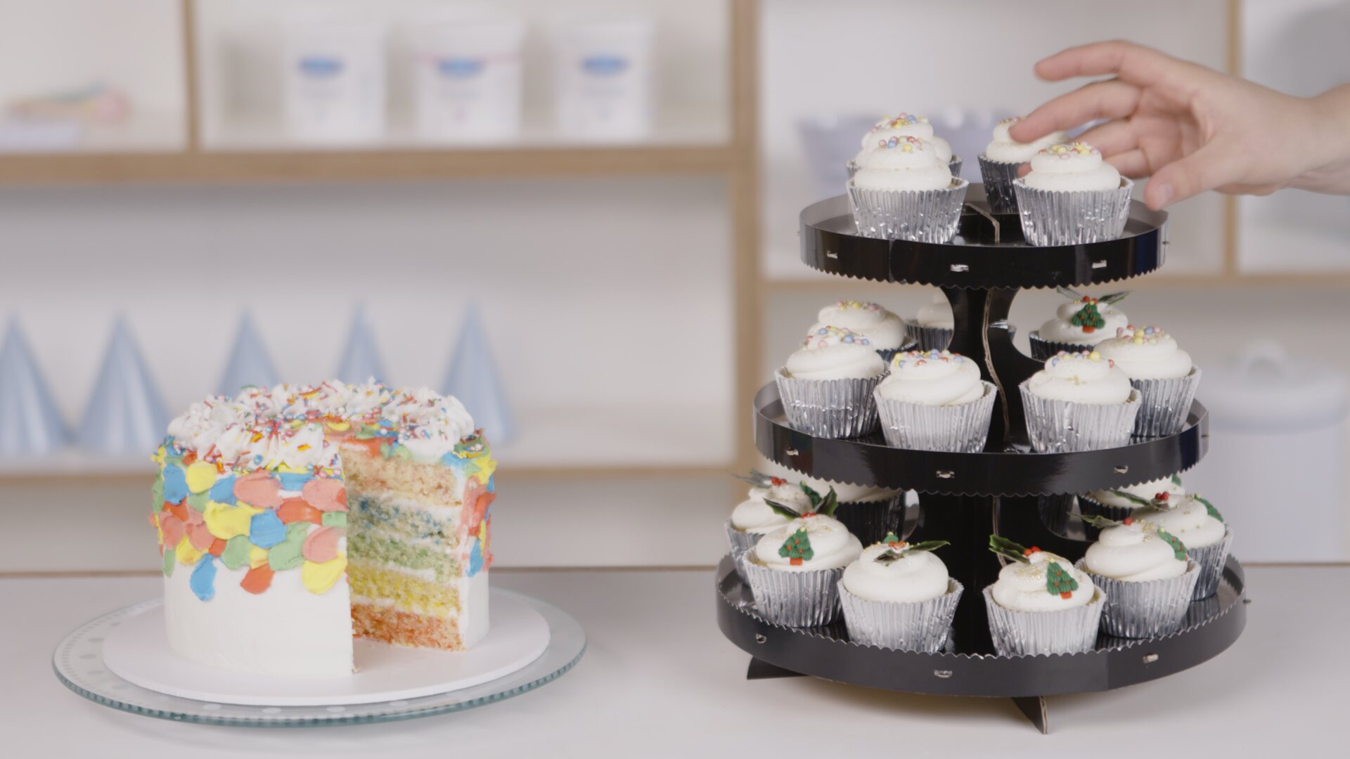 Choosing The Right Decorating Tools For Your Cakes