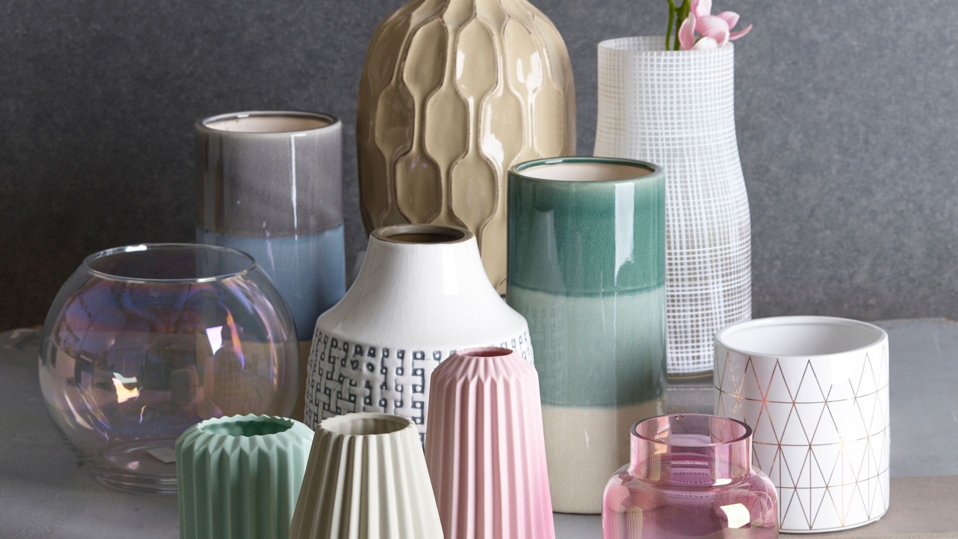 5 Creative Ways To Style Vases in Your Home