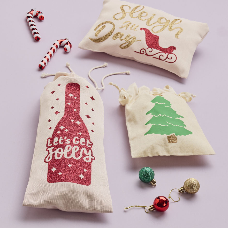 Cricut Christmas Gift Bags Project