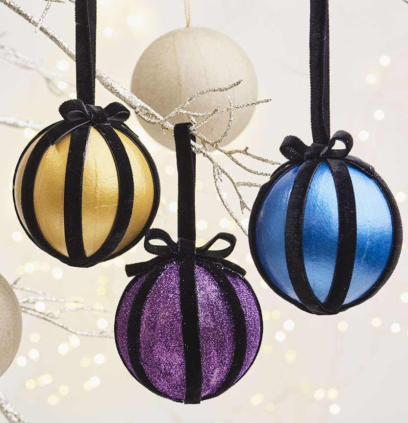 DIY Paper Mache Glam Luxe Baubles Project