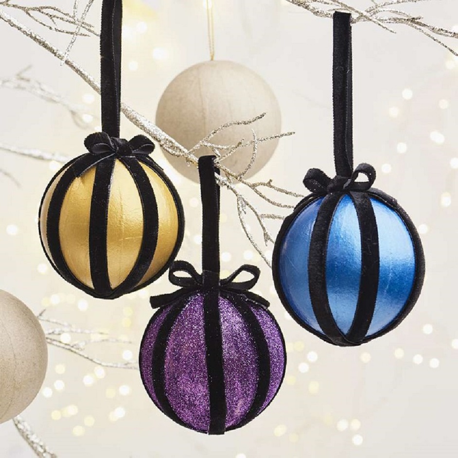 DIY Paper Mache Glam Luxe Baubles Project