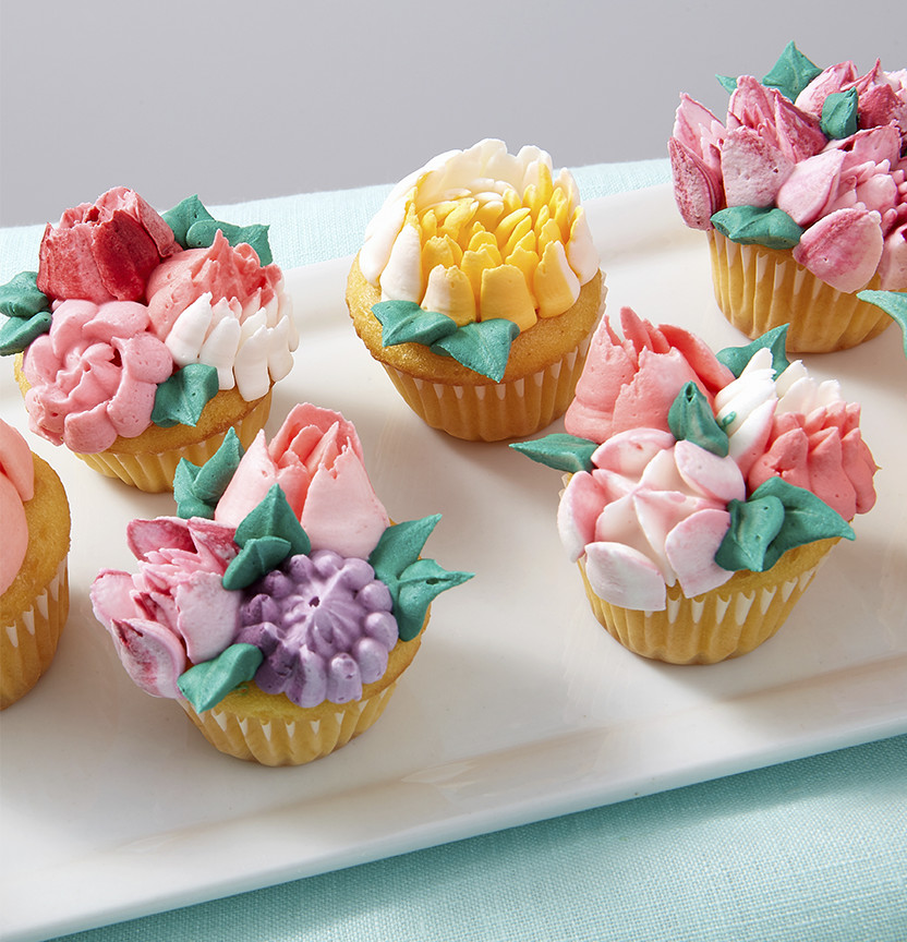 Easy Bloom Floral Cupcakes Project