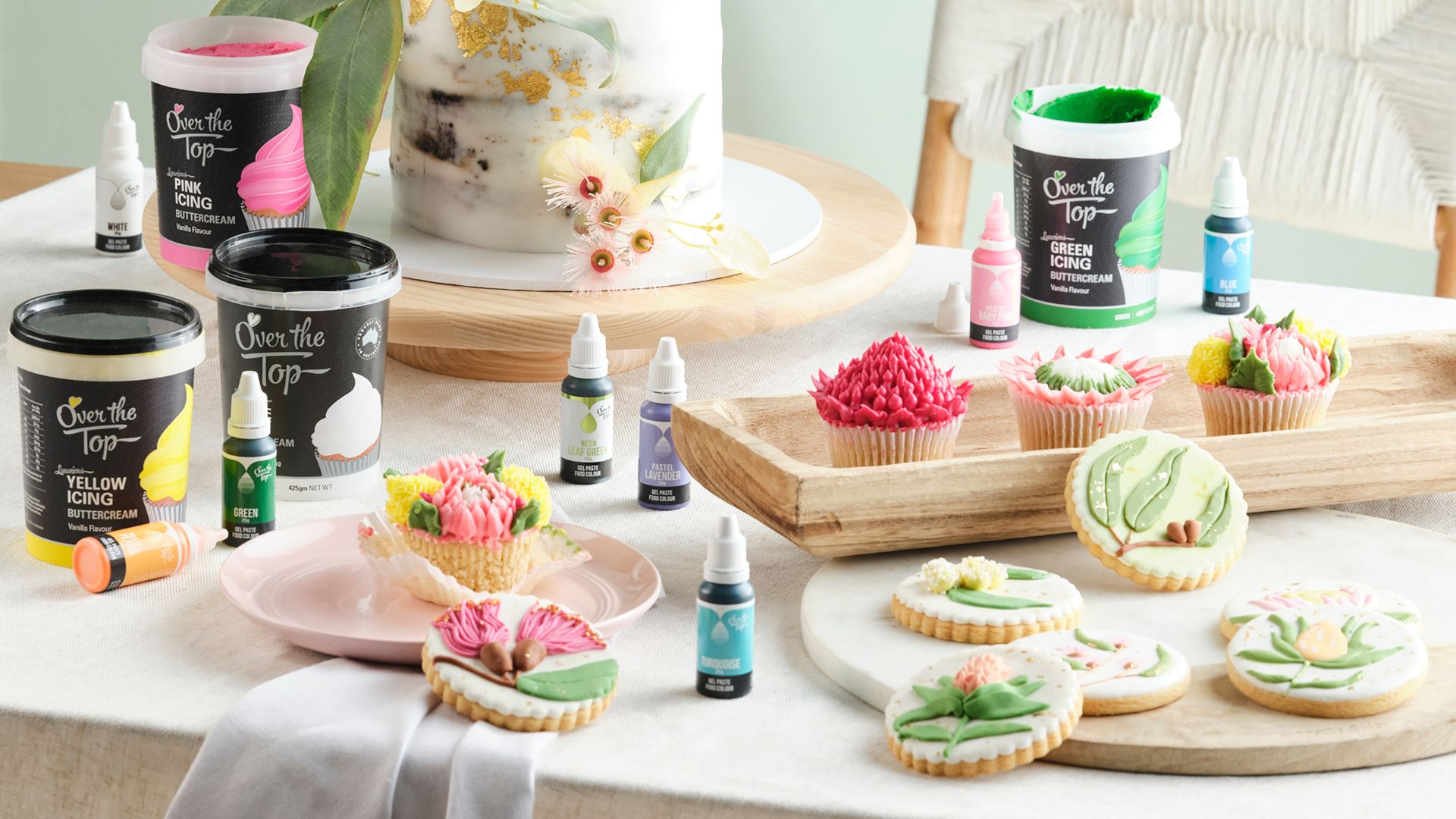 5 Essential Skills For Applying Icing To Desserts | Spotlight Singapore