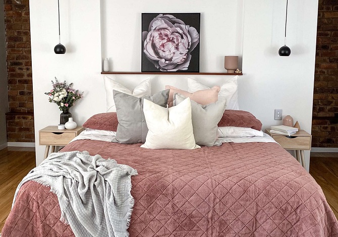How to make your bedroom cosy during a change in season