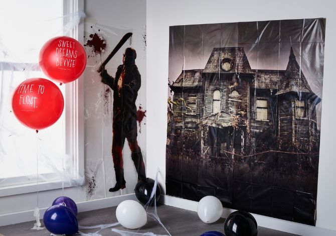How To Throw A Monstrous Movie Night At Home For Halloween
