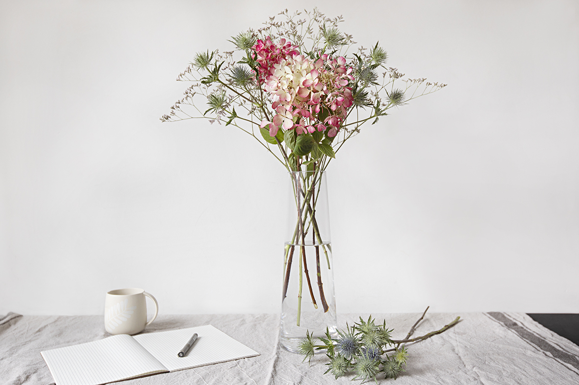 A Simple Large Glass Vase Can Show Off Pretty Much Any Kind Of Foilage