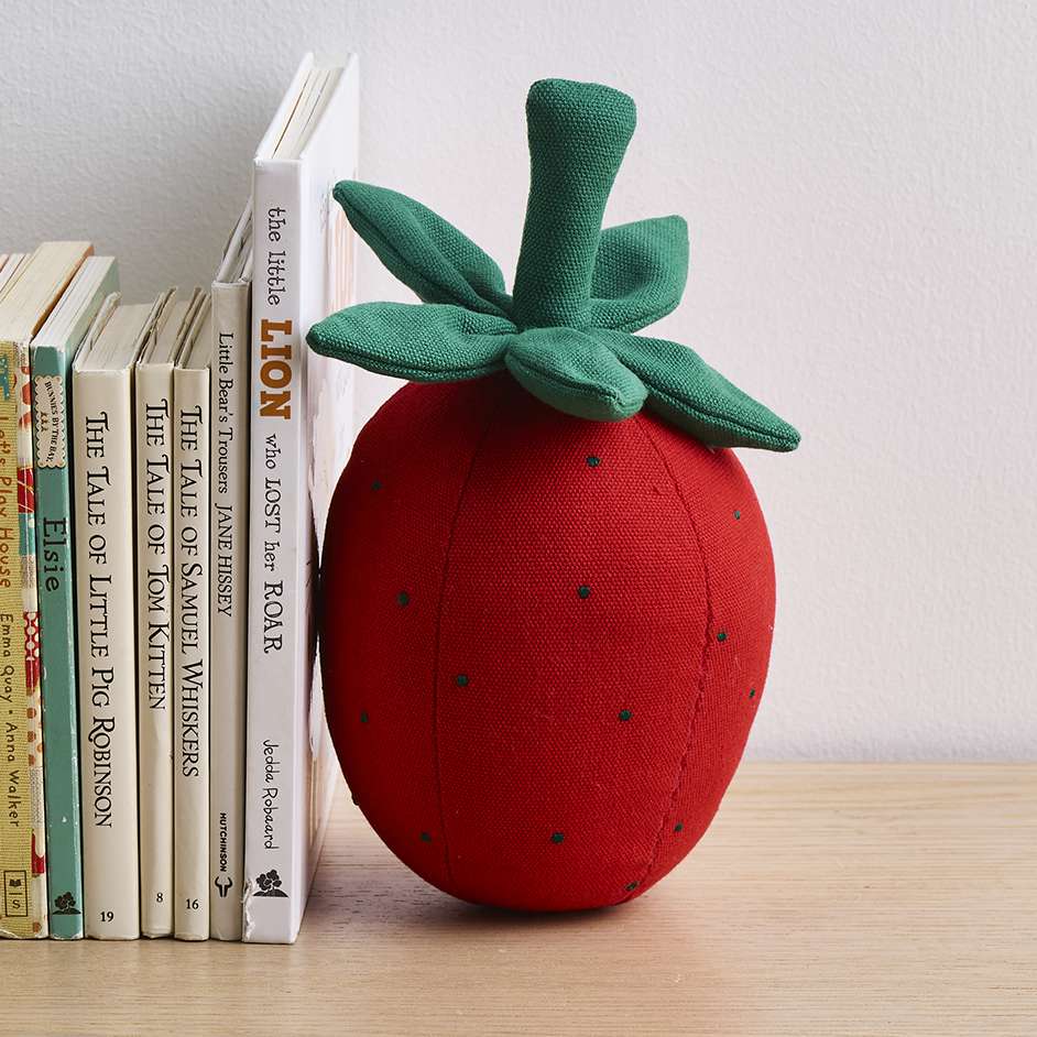 Kids Strawberry Bookend Project