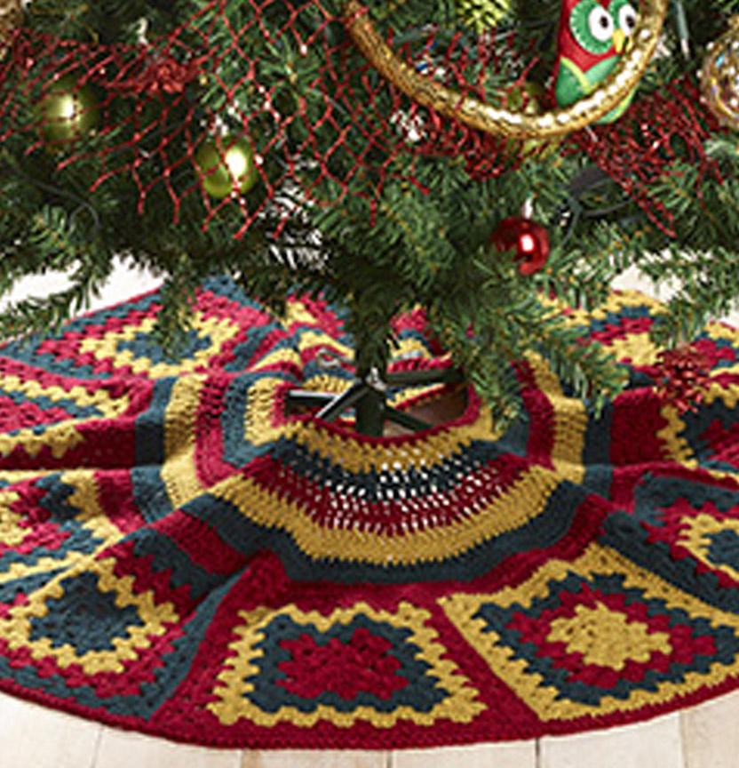 Kringle Crochet Tree Skirt Project