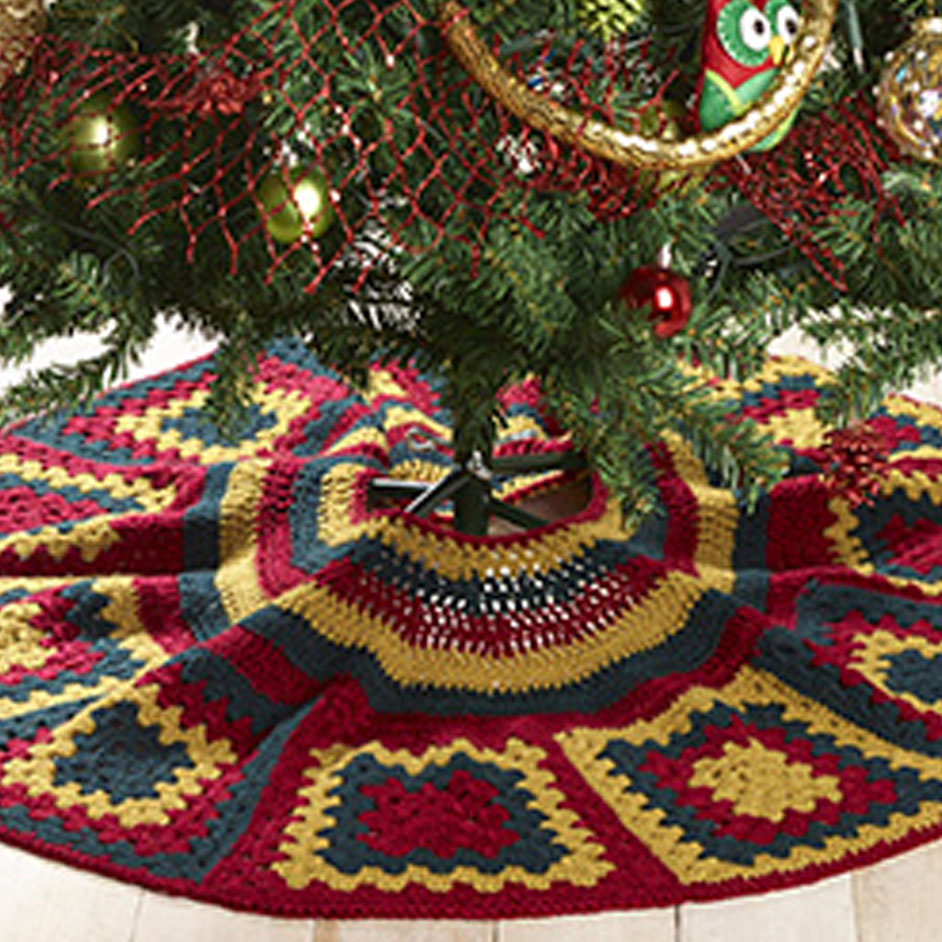 Kringle Crochet Tree Skirt Project