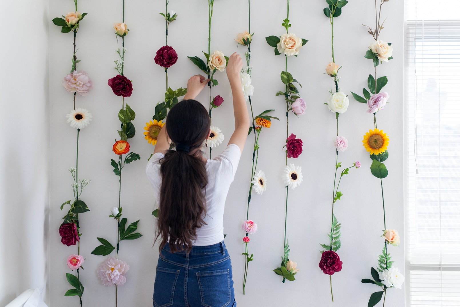 Lulu's Gorgeous DIY Flower Dangle Feature Wall