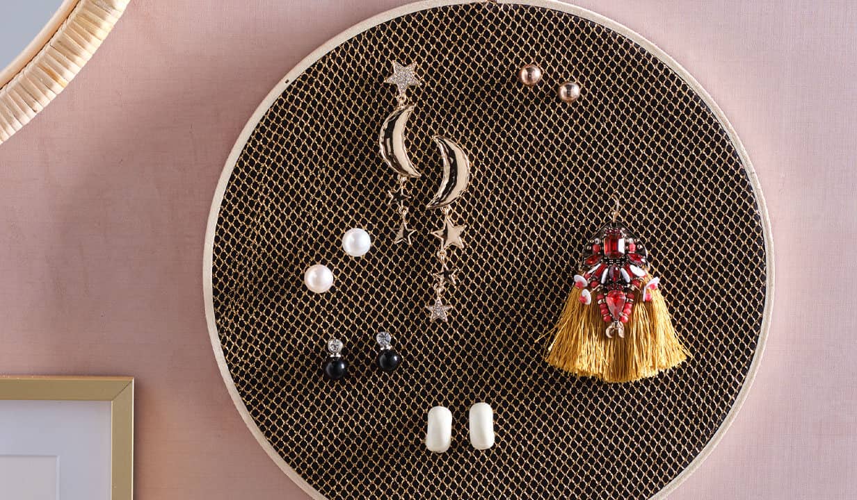 Tulle Earring Holder Project