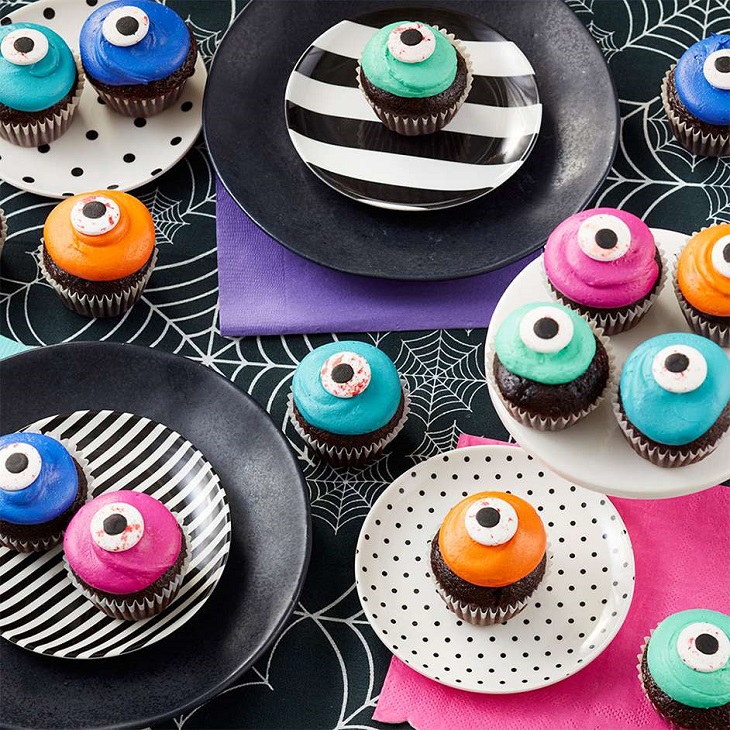 Mini Eyeball Cupcakes Project