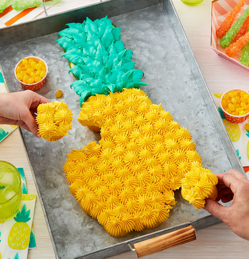 Pineapple Pull Apart Cake Project
