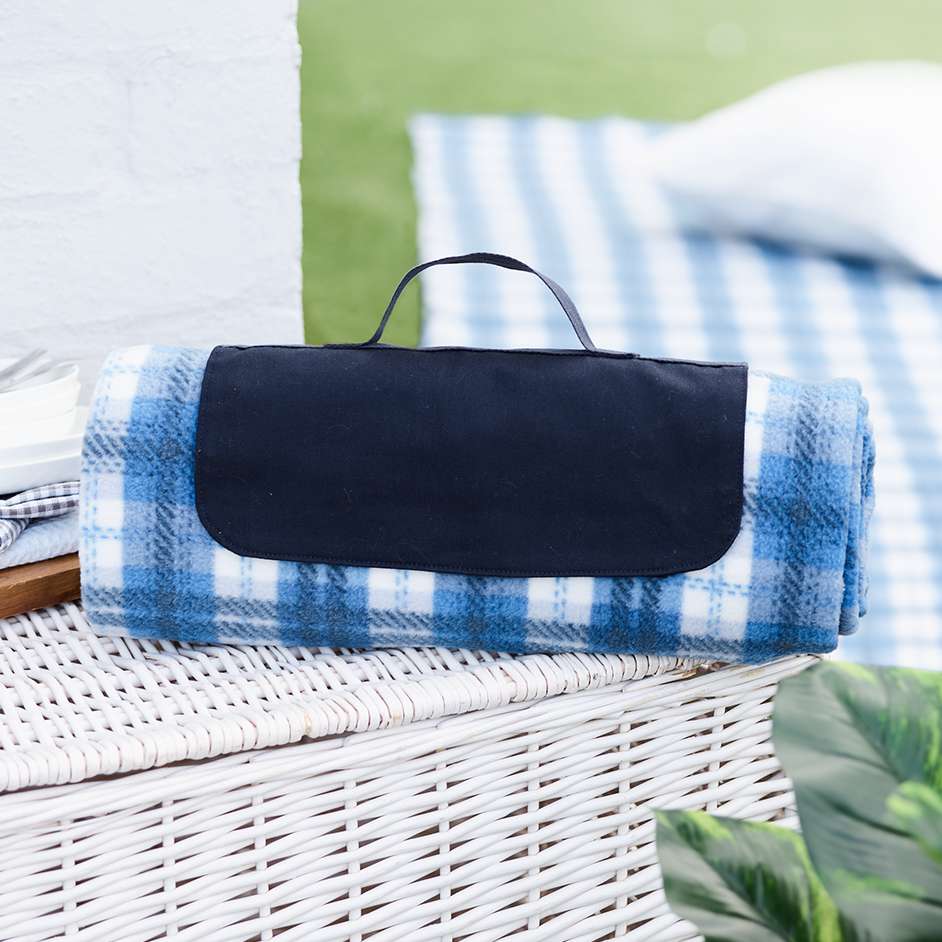 Fleece picnic outlet blanket