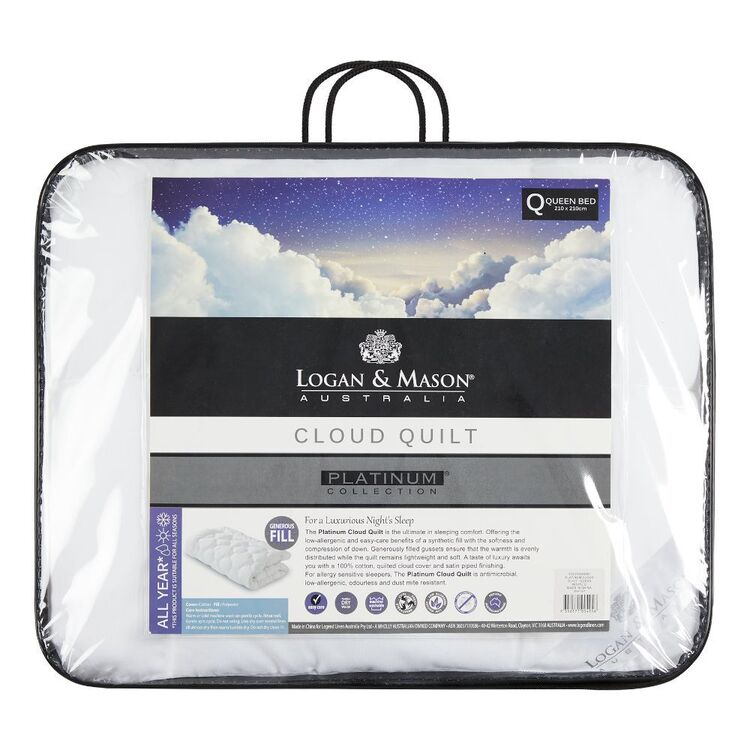 Logan & Mason Platinum Cloud Quilt White Queen
