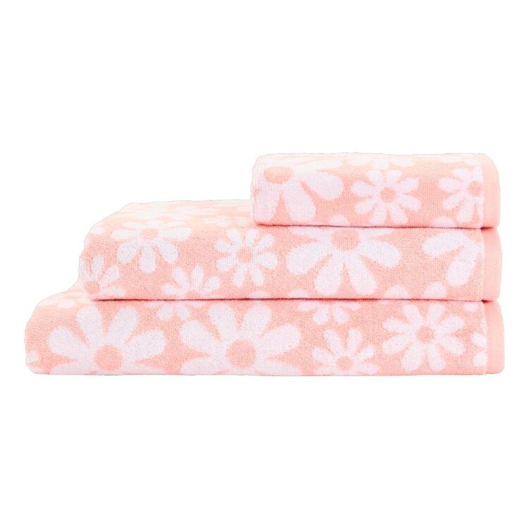 KOO Fergie Daisy 550GSM Towel Collection Pink - Main Image