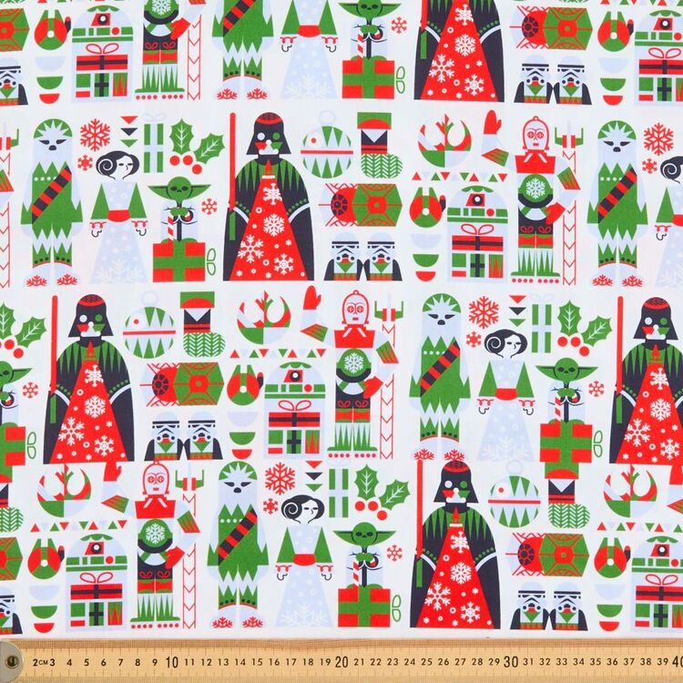 Star Wars Characters 112cm Quilting Fabric Cream - Main Image