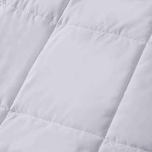 White Home Polyester All Seasons Quilt White