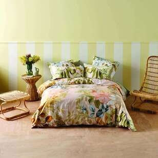 Linen House Waratah Quilt Cover Set Pink