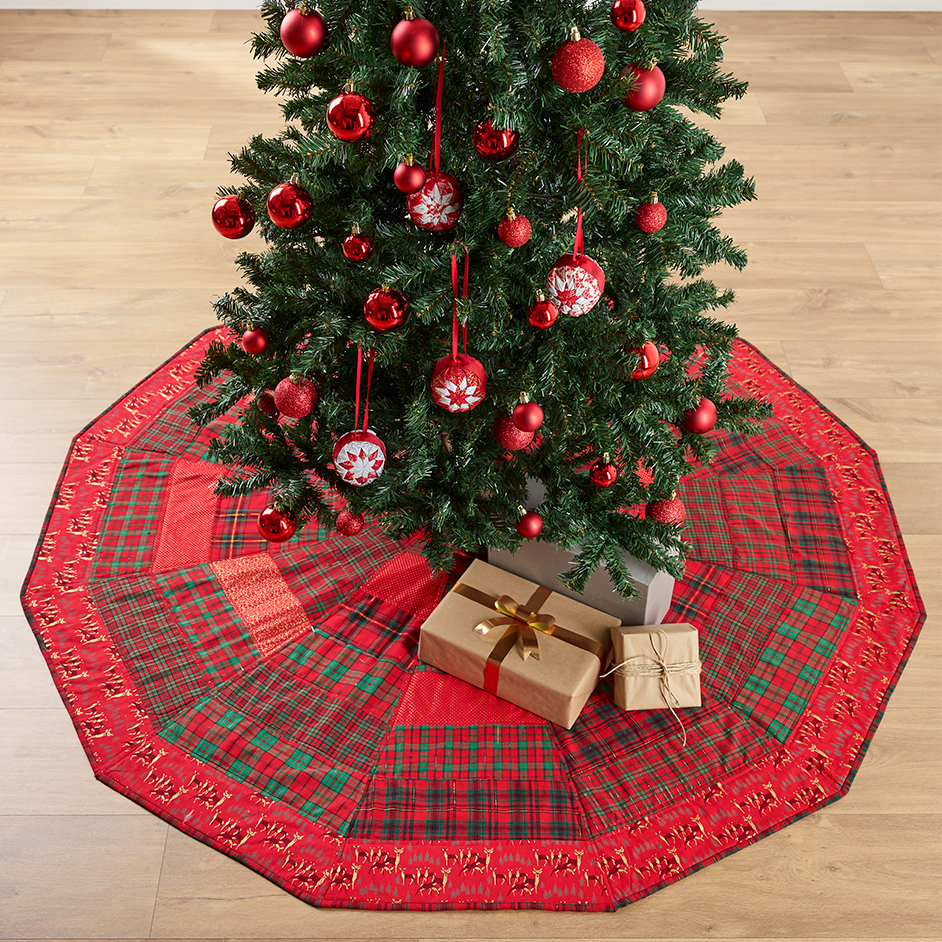 Traditional Tree Skirt Project