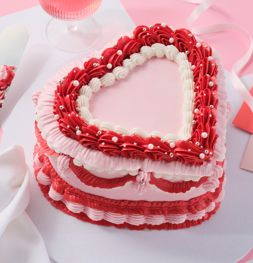 Valentine's Inspired Vintage Style Cake Project
